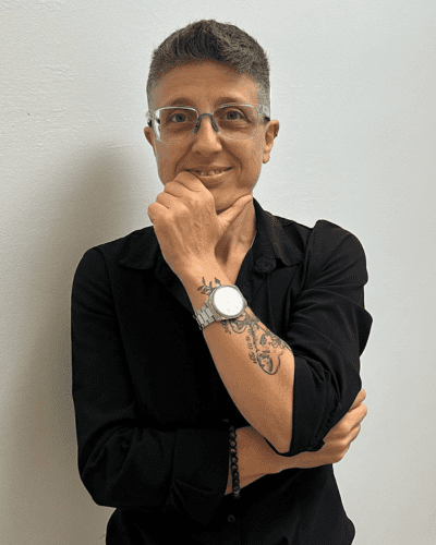 Debora-Avenia-Impiegata